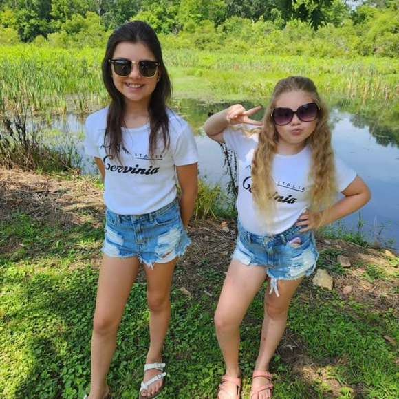 Meet your Posher, Rebecca - Picture 3 of 7